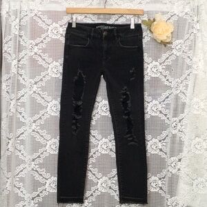 American Eagle Women’s Jegging Crop Distressed Super Super Stretch Jeans Size 4